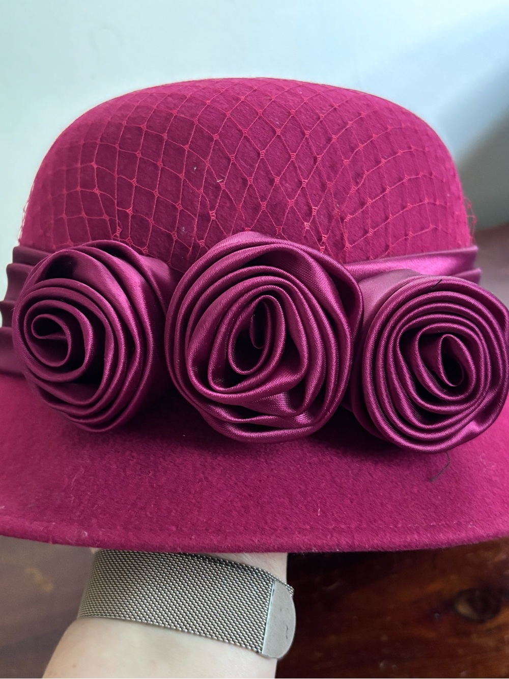 Plum Cloche Hat Satin Rose Vintage 1960s Feminine Elegant 100% Wool Made in USA - Picture 6 of 6